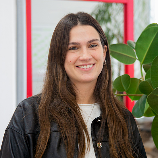 Ines Mirmi Junior Sales & Event Manager